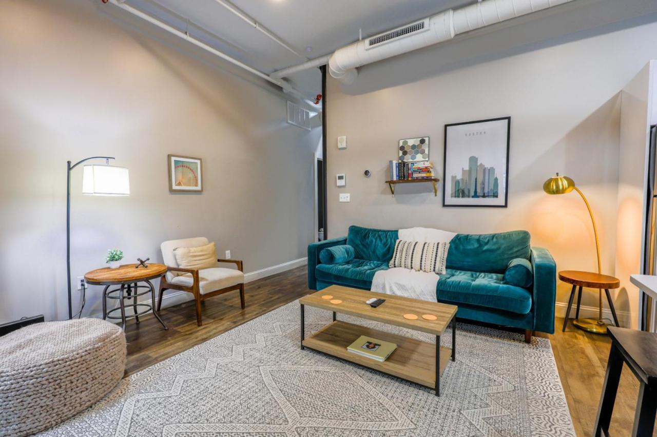 Keyless Entry Laundry In Unit Pet Friendly Boston